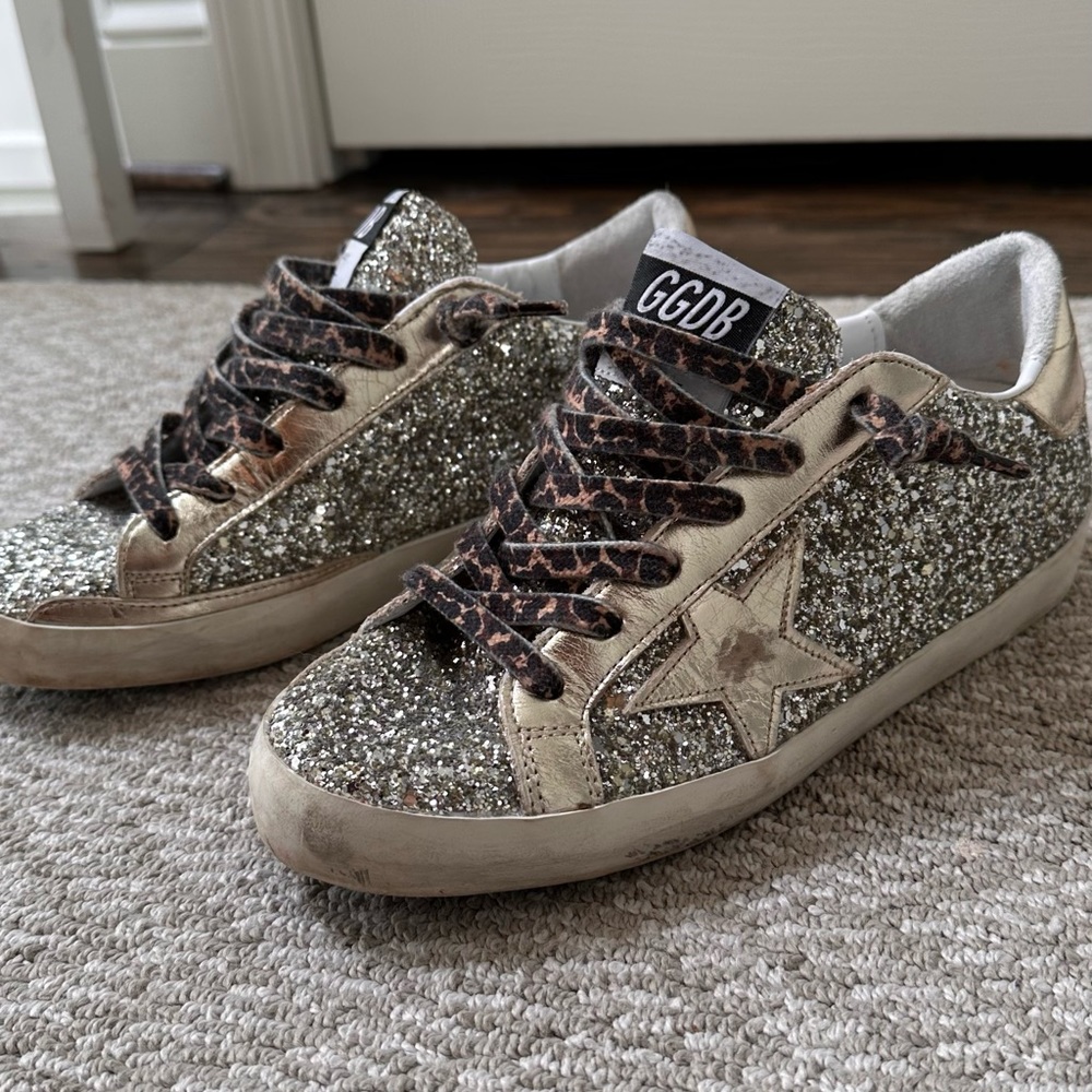 Golden Goose Women's Super-Star Glitter Low Top Sneakers